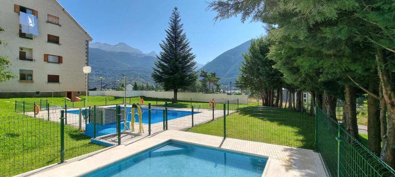 Rincon De Lierde Apartment Villanua Luaran gambar